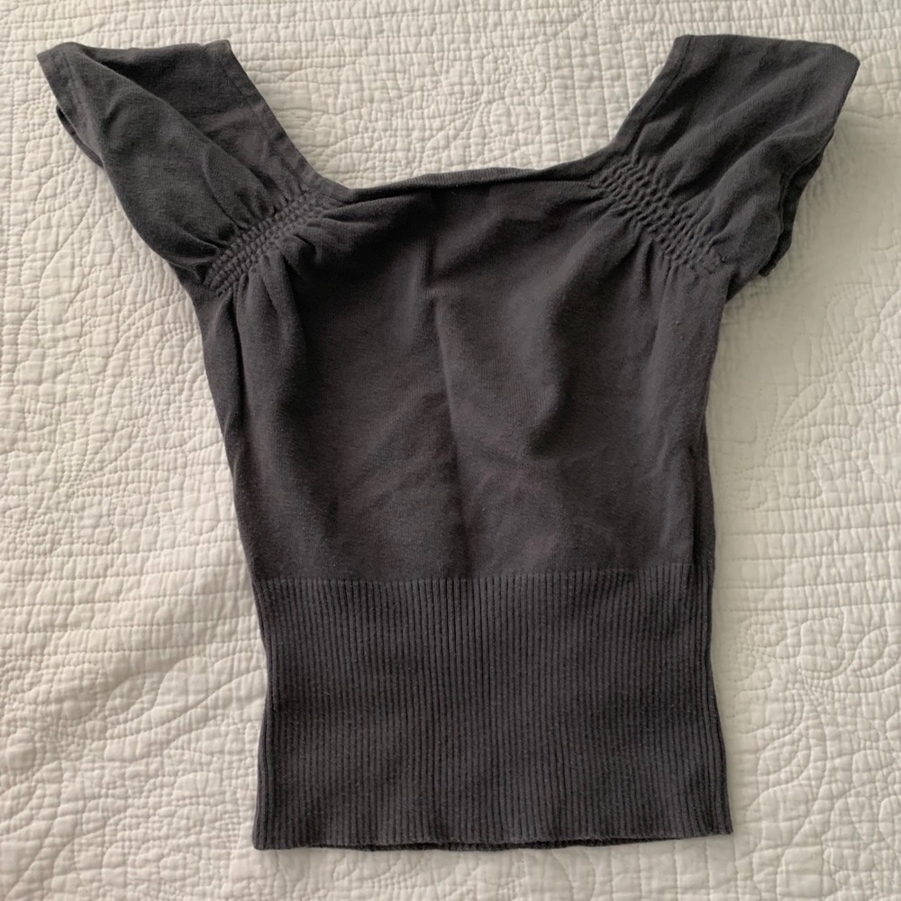 Guess top